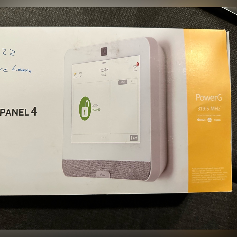 IQ Panel 4 7 in LCD touch screen